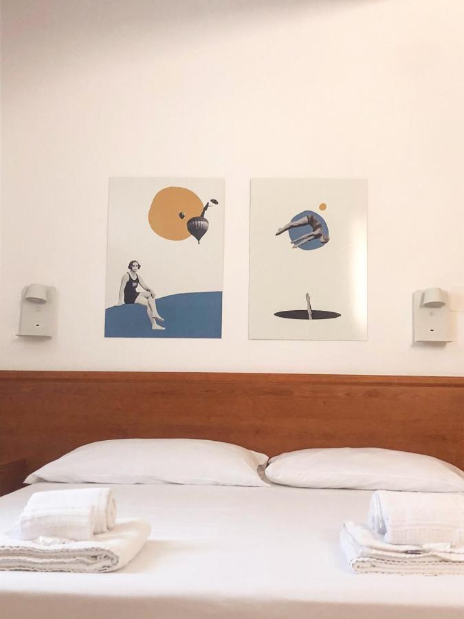 Isolabella Hotel Foce Varano Buitenkant foto